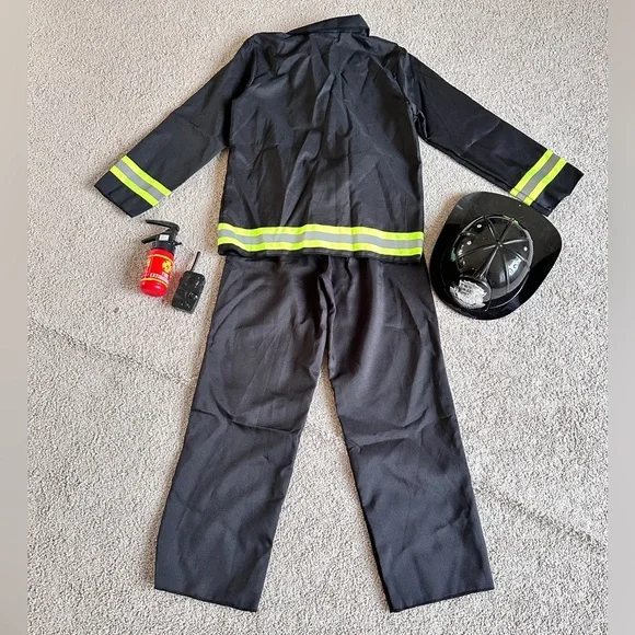 Hyde and Eek! Fireman Costumes Size: L (12-14) - Picture 2 of 4